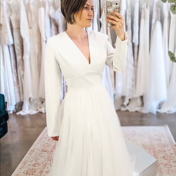 Lotus Threads Size 12 85053 Lucy Ivory Gown - Picture 5 of 6